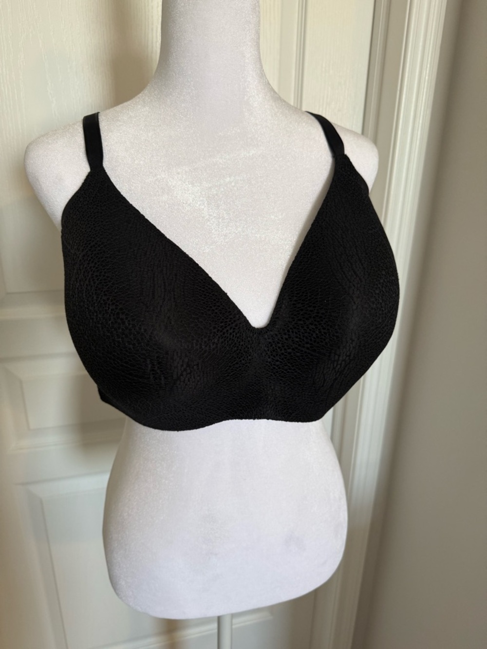 knix Black WingWoman Contour Wireless Bra